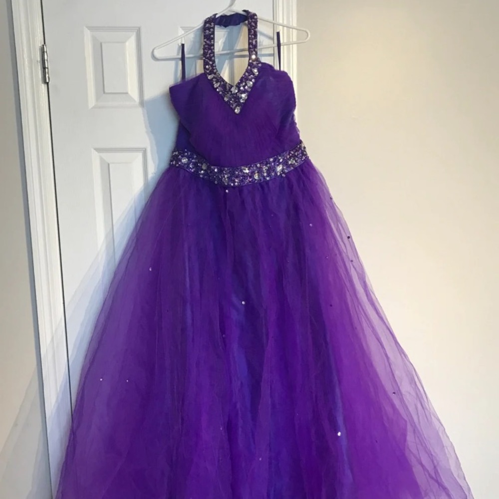 NWOT Tulle Purple Bead Gown Evening XV Puffy Crystal Embellish Formal Ball Dress